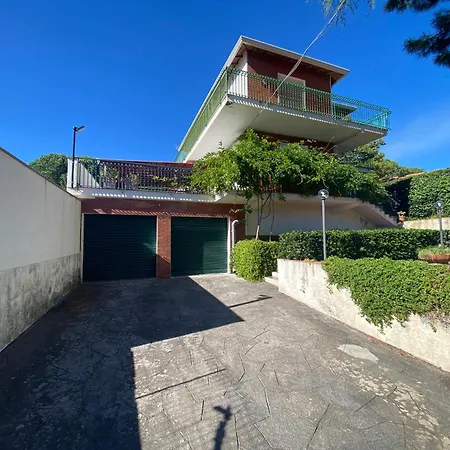 Il Vicolo House نيكولوسي